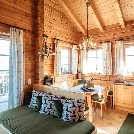 Almhuetten Skorianz *